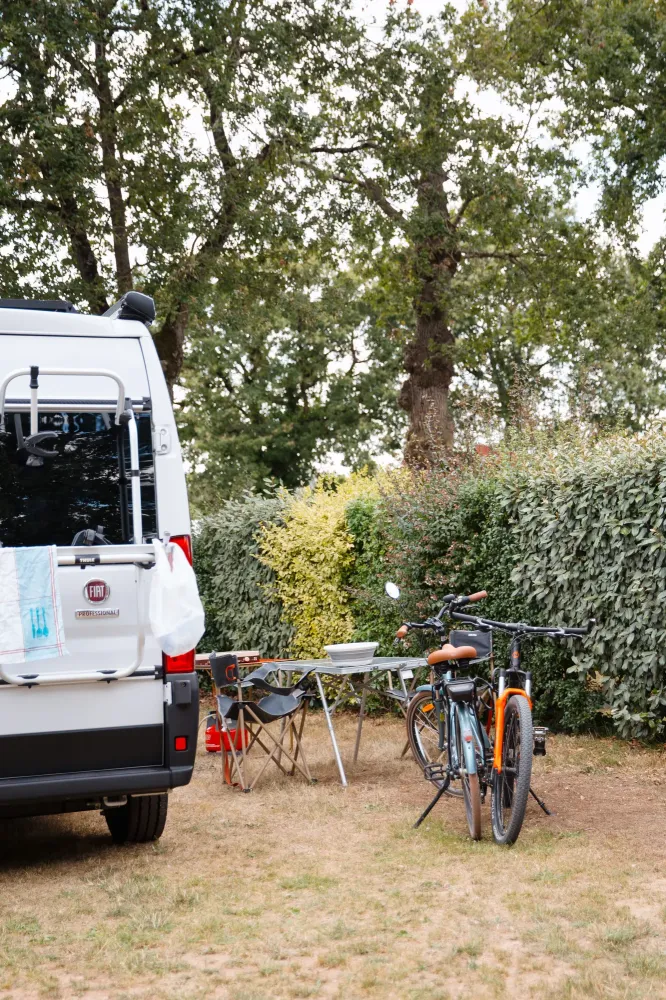 camping emplacement libre